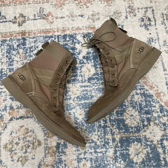 Ugg Camino Field Boot, used, in great condition main image 9